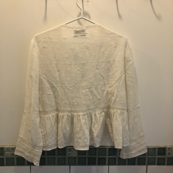 Urban Outfitters White Flowy Top - Picture 3 of 6